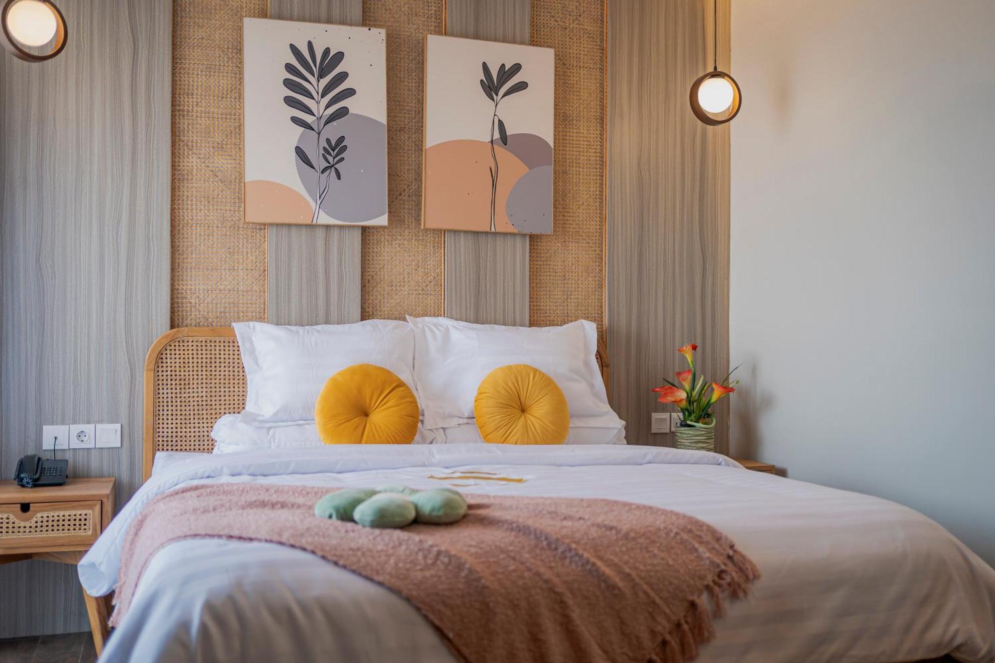 Stay.Vie Hotel Surabaya Exterior foto